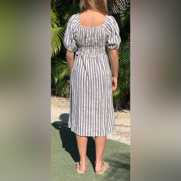 Universal Threads peasant Style Dress XS - Picture 2 of 3